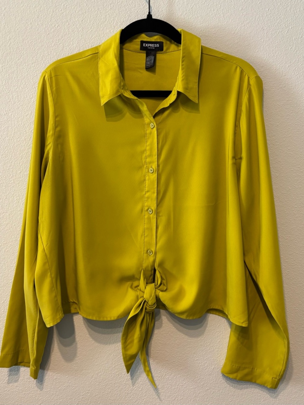 Express Portofino Tie Front Button Down Blouse Chartreuse Yellow Size L - Picture 2 of 6